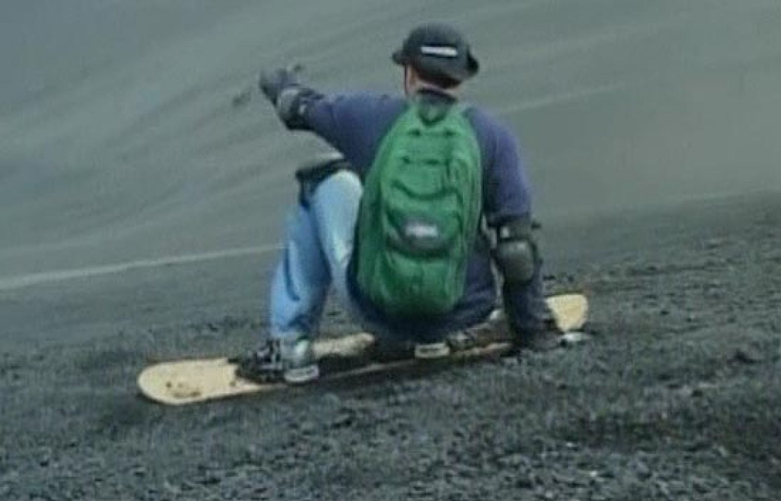 Descenso del volcán en tabla | Ver