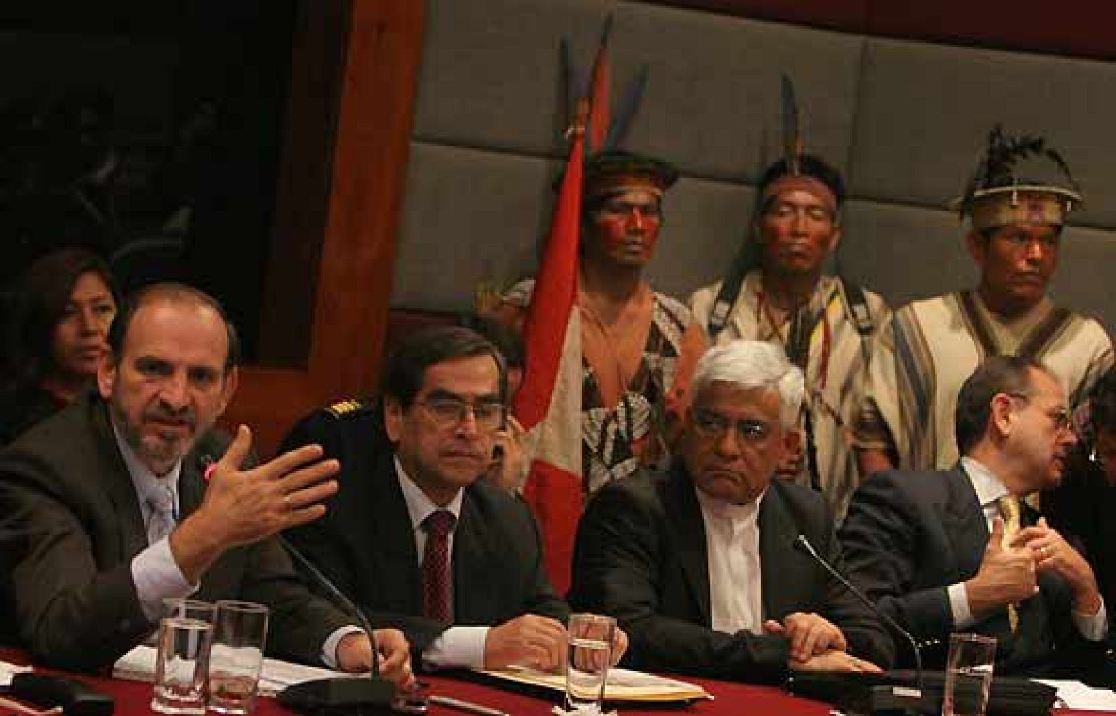 El primer ministro peruano renunciará a su cargo | Ver