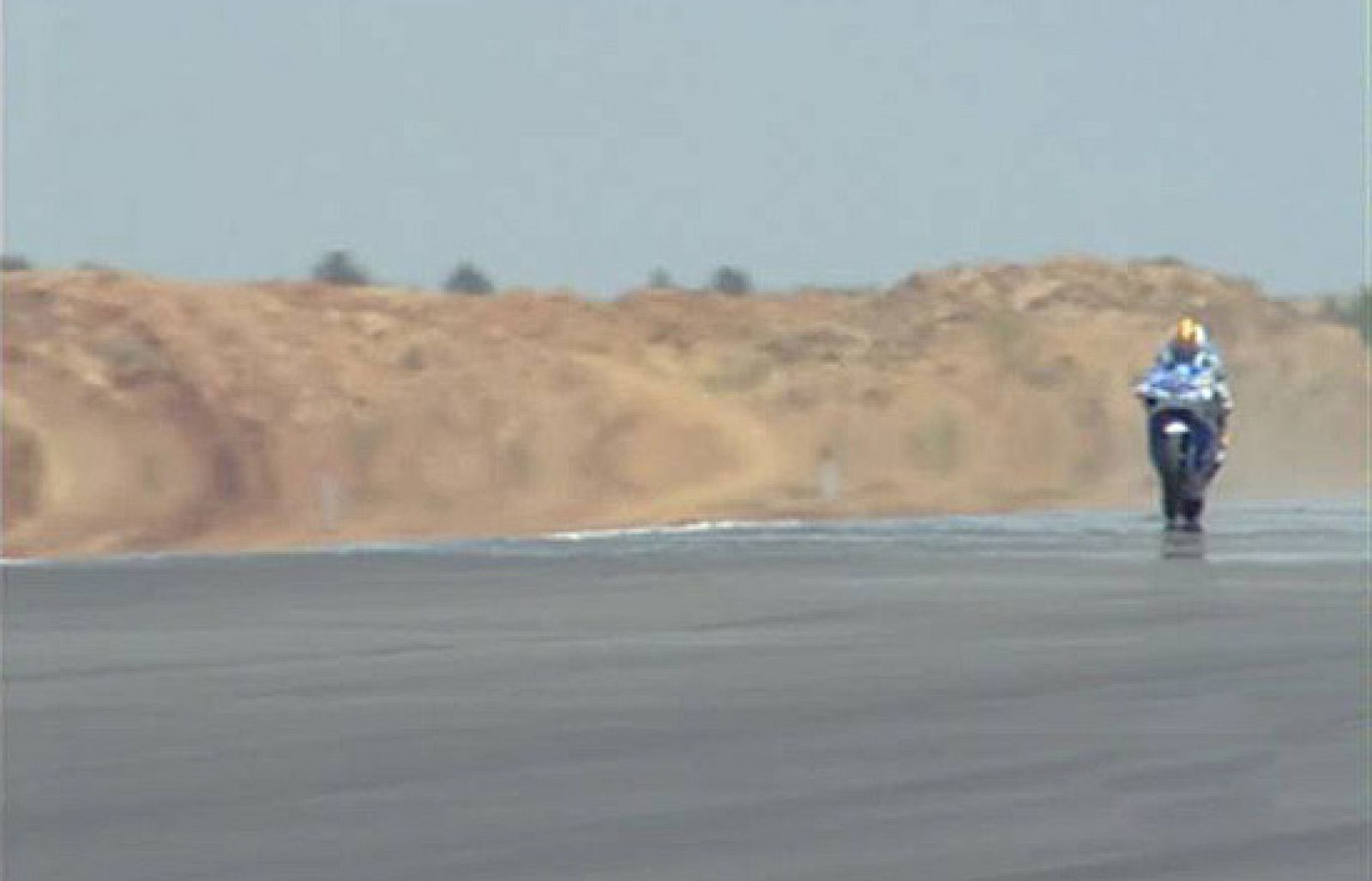 Debón rueda en el aeropuerto de Castellón.