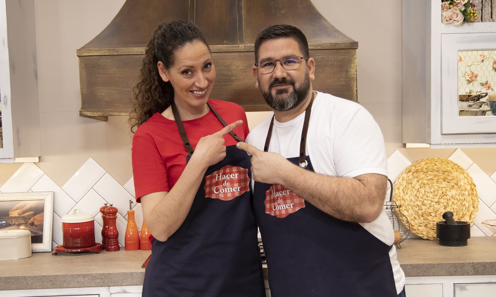 Gloria, ex aspirante de MasterChef 7, visita "Hacer de comer" | Ver