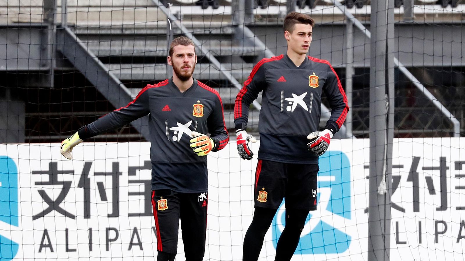 Kepa le gana la partida a De Gea ante Suecia | Ver