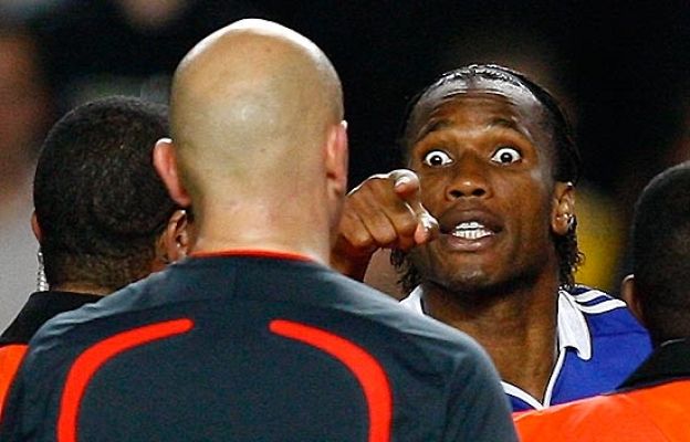 Champions League - 4 partidos de suspensión a Drogba