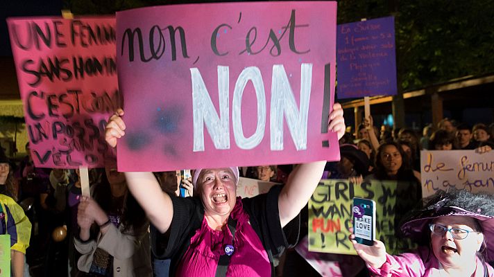 Telediario 1 - Suiza, en busca de la igualdad