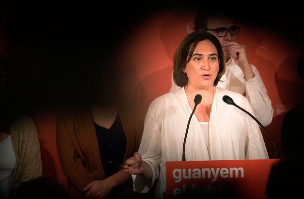 Telediario 1 - Colau intentará revalidar su cargo como alcaldesa de Barcelona con los apoyos de PSC y Valls