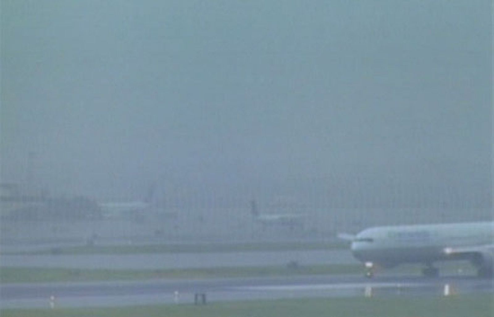 Un avión de Continental Airlines aterriza de emergencia en Nueva York sin consecuencias | Ver