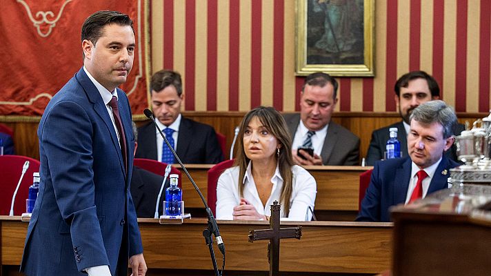 Telediario 1 - La jornada de constitución de los ayuntamientos ha deparado más de una sorpresa