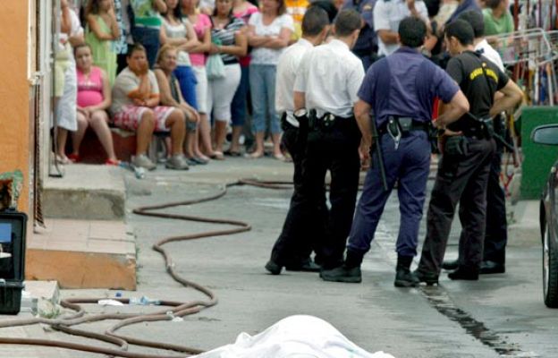  - Mujer muere en incendio en Cádiz
