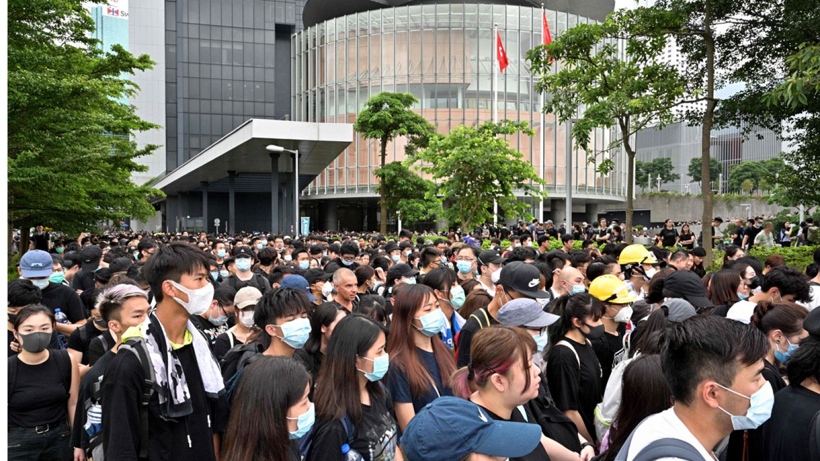 Aumentan las protestas contra la jefa del Gobierno en las calles de Hong Kong | Ver