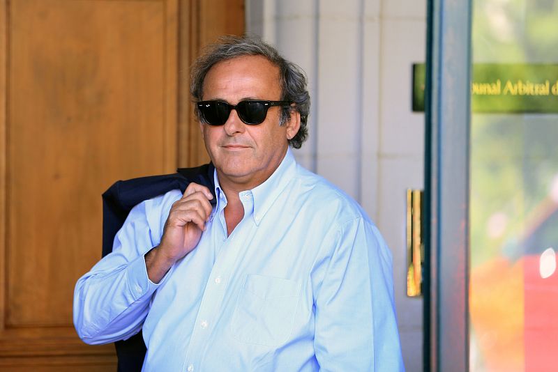 Fútbol | Platini, detenido en Francia por la concesión del Mundial de Catar 2022 - RTVE.es | Ver