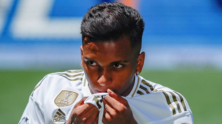 Telediario 1 - Rodrygo promete trabajar con "ilusión y humildad" en el Real Madrid