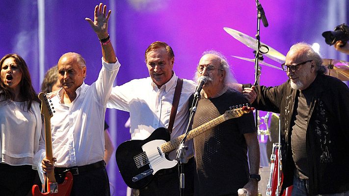Telediario 1 - Los Pekenikes celebran sus 60 años en la música con un concierto en Madrid