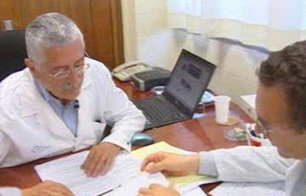 España Directo - Abuelos con universitarios