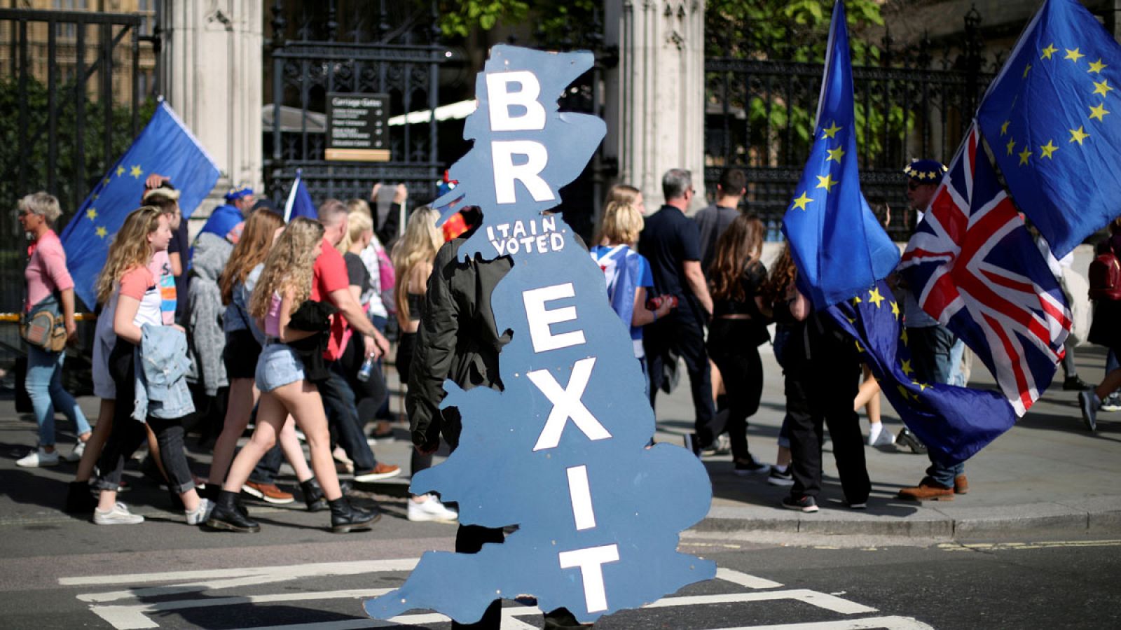 Tres años después, un Brexit duro es la opción que gana peso en Londres
