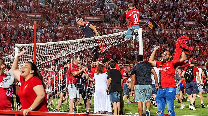 Informativo 24h - El Mallorca remonta al Deportivo y vuelve a Primera División seis años después
