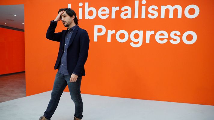 Telediario 1 - El 'no' a Sánchez y el giro a la derecha de Ciudadanos traen las primeras dimisiones y una crisis sin precedentes