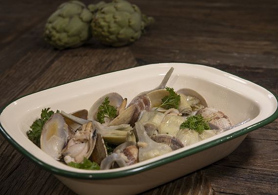 RTVE Cocina - "Alcachofas con almejas" de Dani García