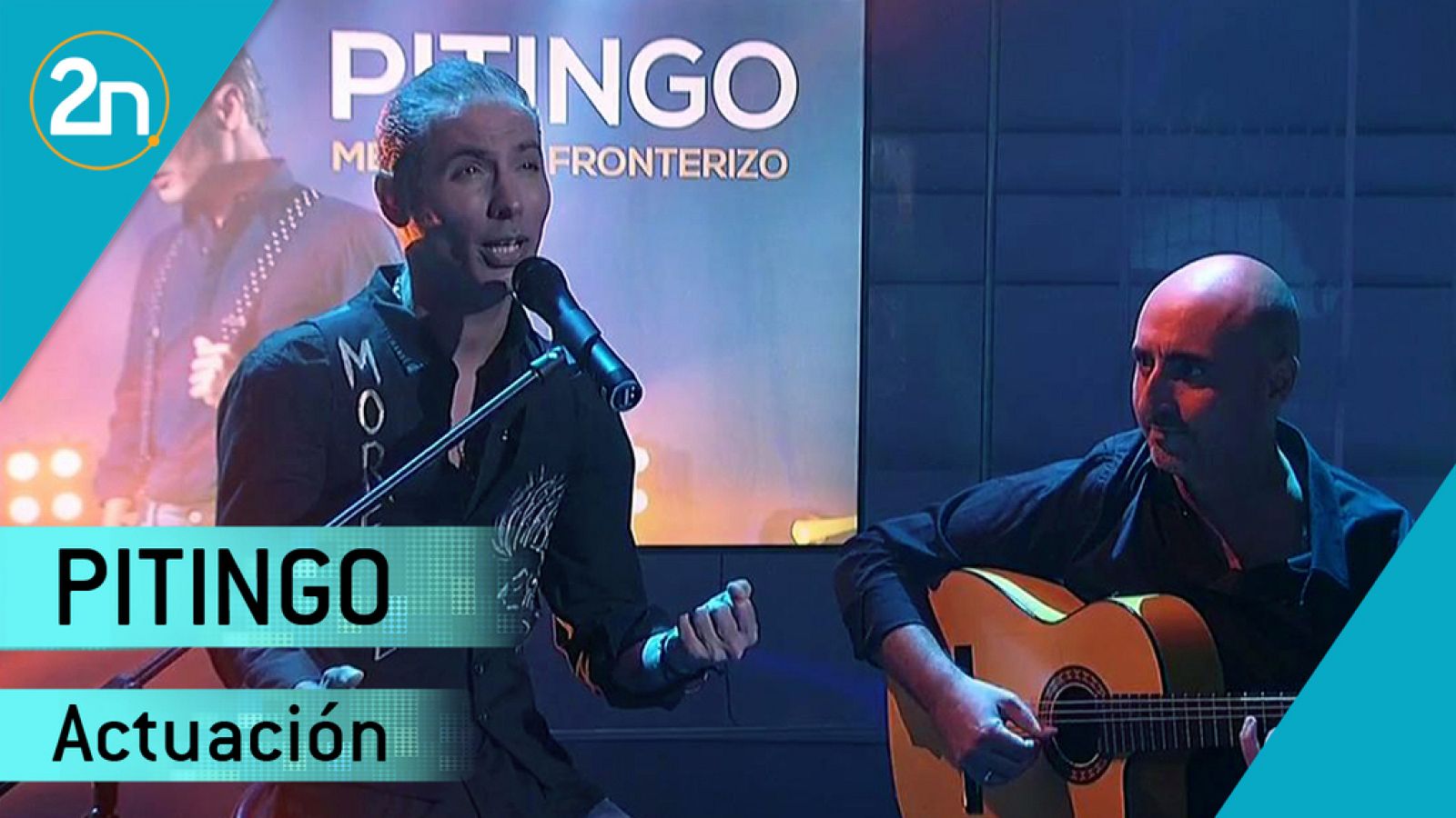 Pitingo interpreta "Cucurrucucu paloma"