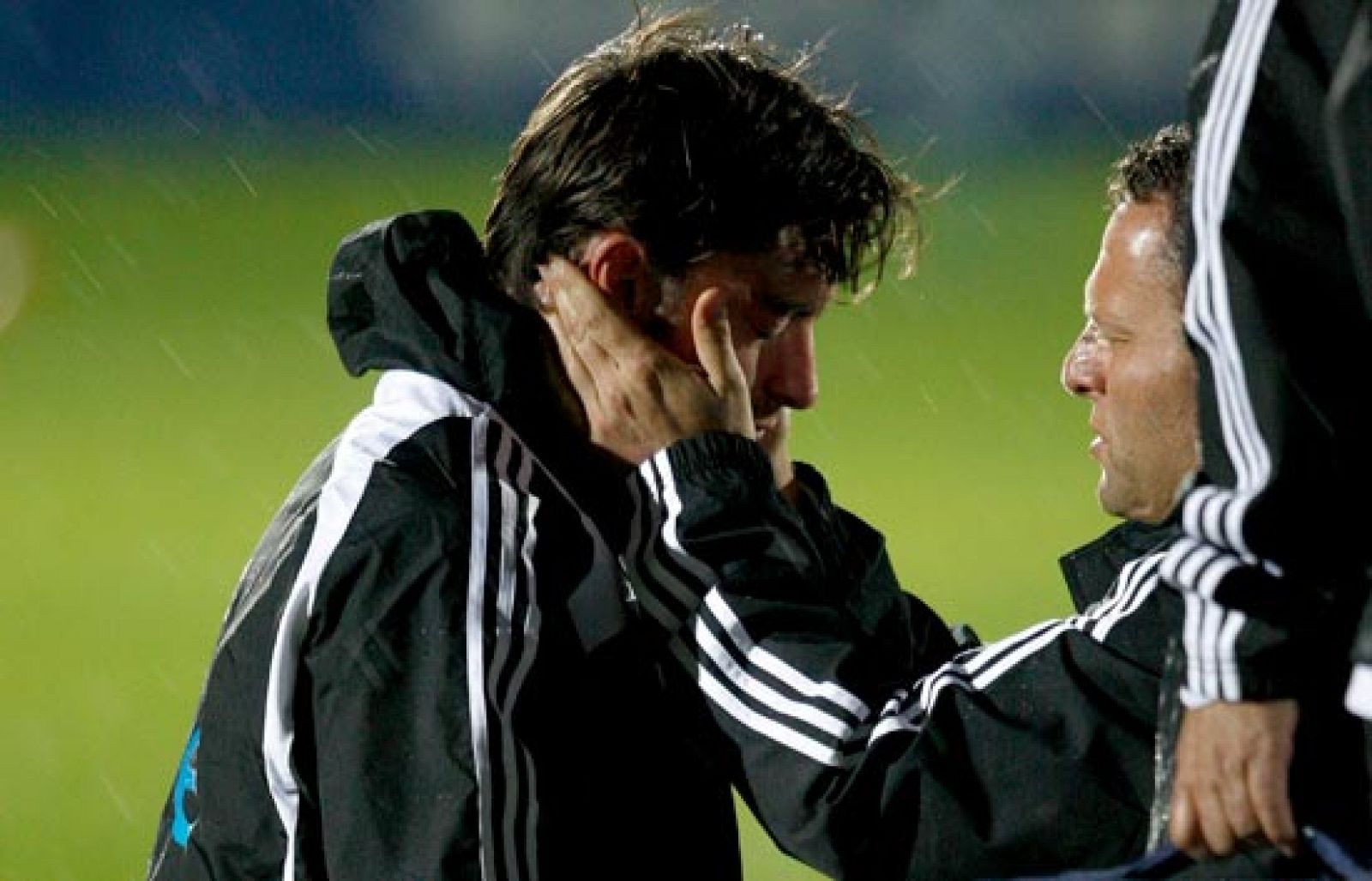 Riera da el susto en el entrenamiento | Ver