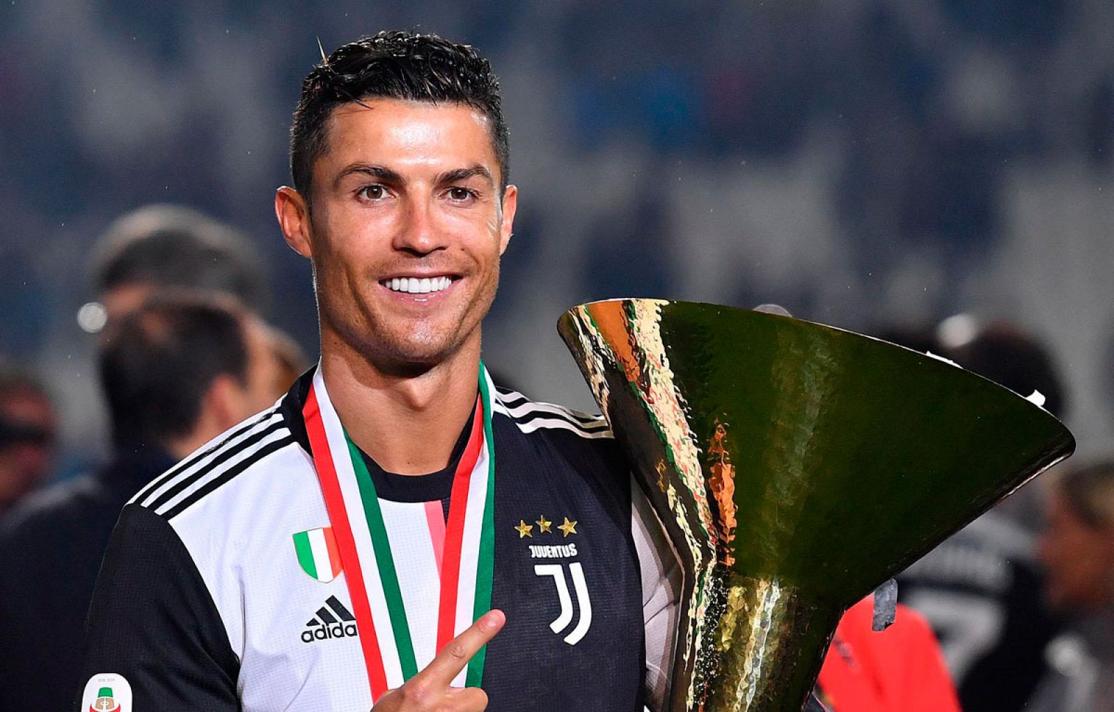 La "Ley Beckham" italiana abre nuevos horizontes para la Serie A -RTVE.es | Ver