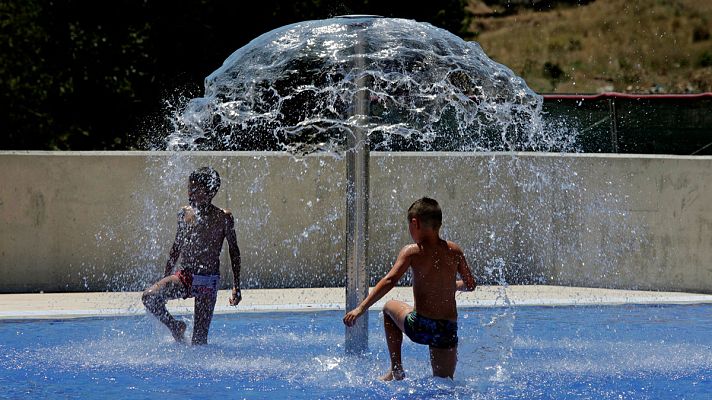 Telediario 1 - Los efectos de ola de la calor se extienden por gran parte de Europa