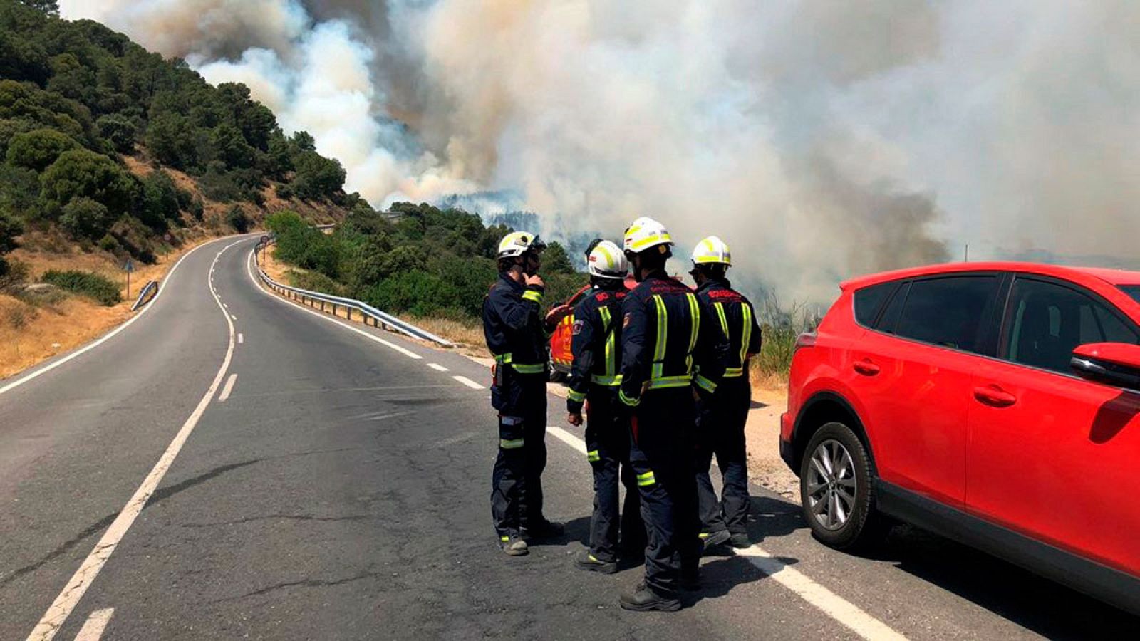 El incendio en Cadalso y Cenicientos sigue sin control y se mantiene en el nivel 2 de gravedad | Ver