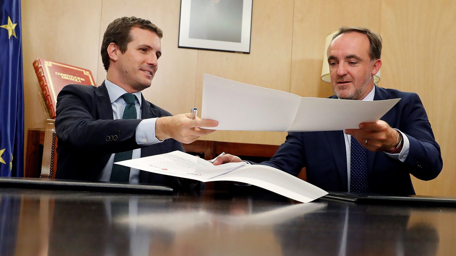 UPN, PP y Cs exigen a Sánchez "rectificar" y rechazar el apoyo de Bildu en Navarra por "decencia política"
