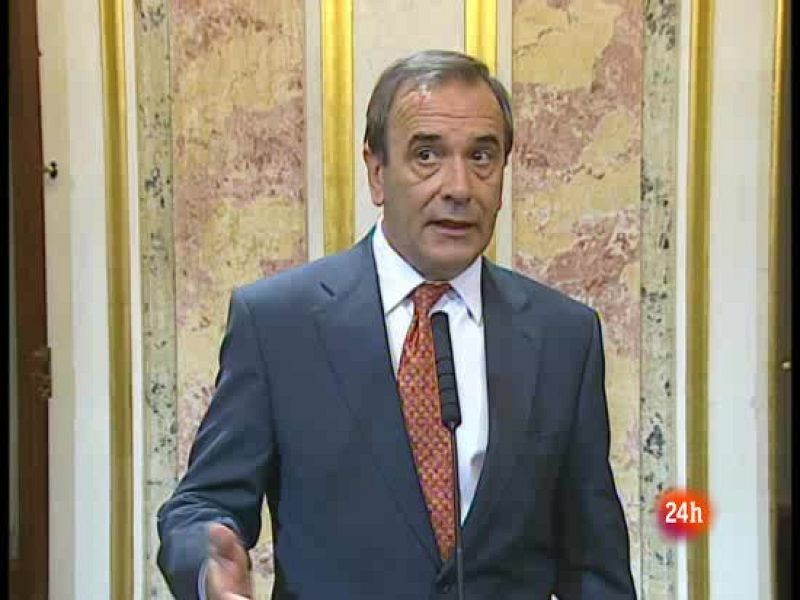 El PSOE retira la enmienda para modificar el IRPF que había pactado con IU-ICV | Ver