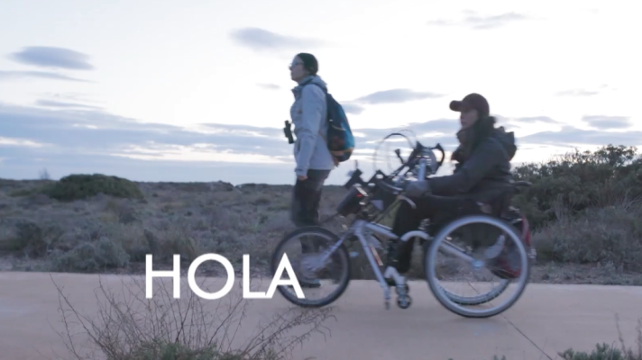 De seda y hierro - Hola y adiós - Lengua de signos