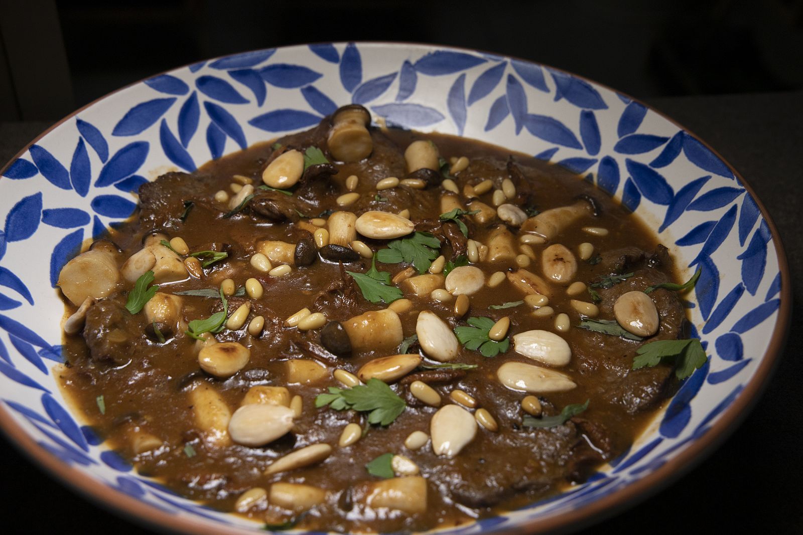 Hacer de comer - Tempura de verduras y fricandó de ternera - ver ahora