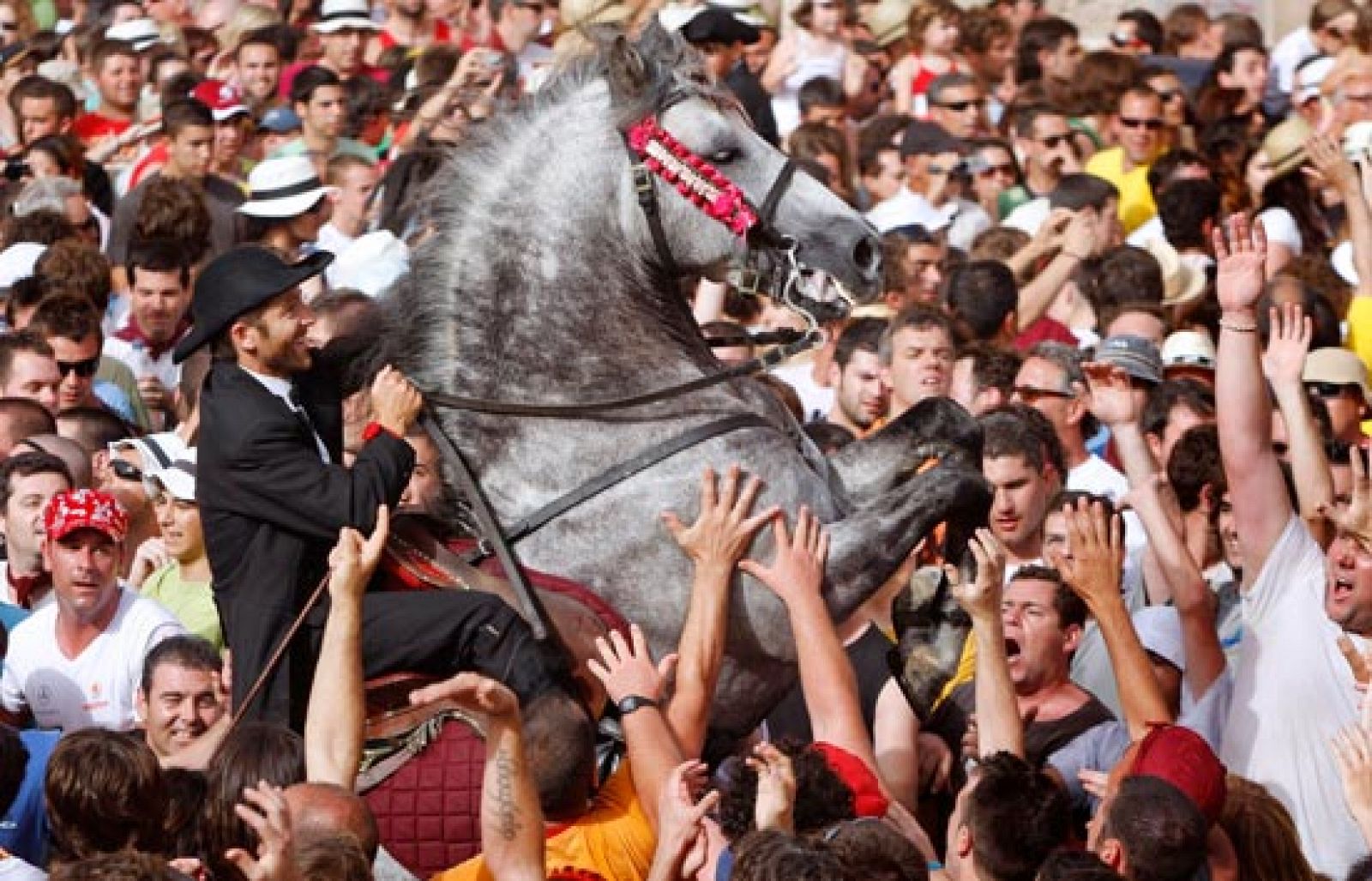 Fiestas de San Juan en Ciutadella, Menorca | Ver