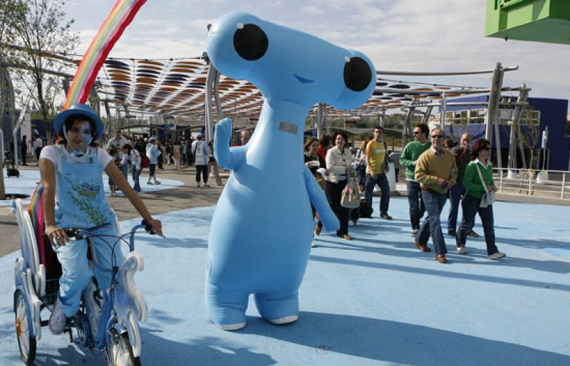 LA EXPO, UNA AÑO DESPUES. REPORTAJE LEGADO EXPO EN ZARAGOZA. (14/06/09)