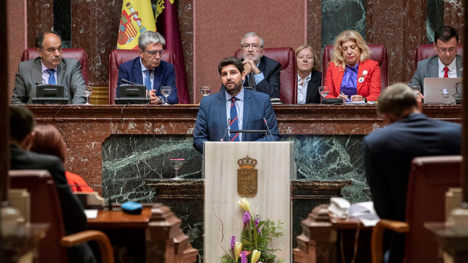 Vox tumba la investidura del popular Fernando López Miras en Murcia