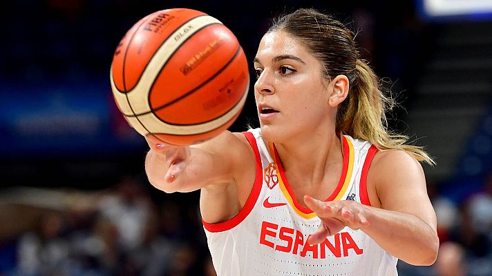  - Dos triples seguidos de Marta Xargay para empezar el partido