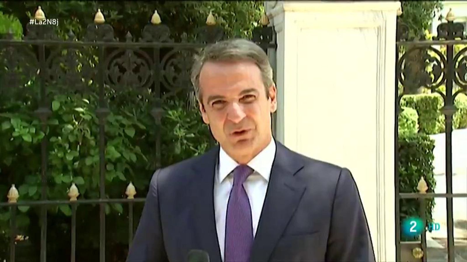 Grecia vuelve  a la política tradicional