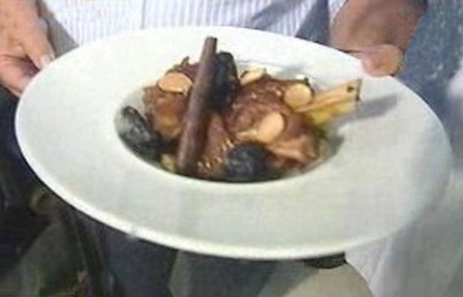 España Directo - Cordero con ciruelas - RTVE Cocina | Ver