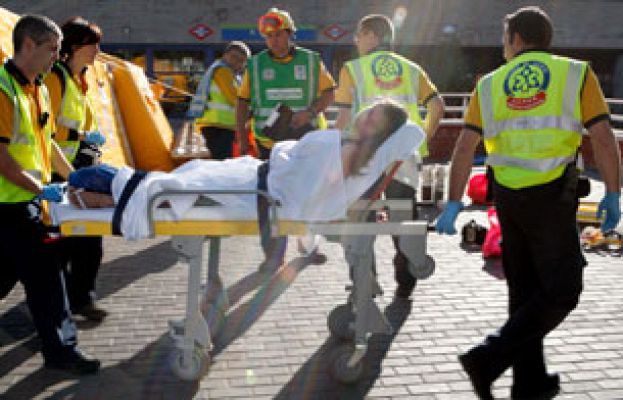  - 57 heridos en el choque de trenes