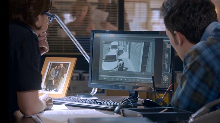 Servir y proteger - Miralles y Toni descubren una nueva pista