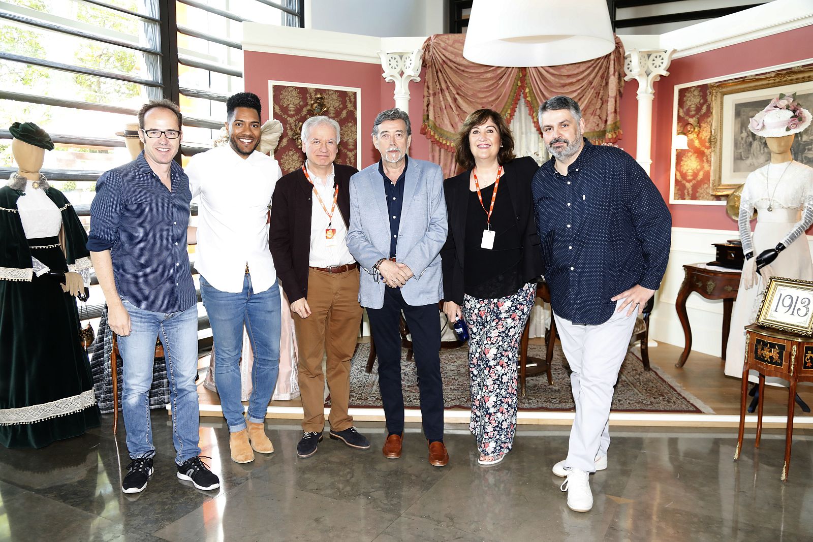 showcase-2019-panel-msica-fuera-de-serie h264 | Ver