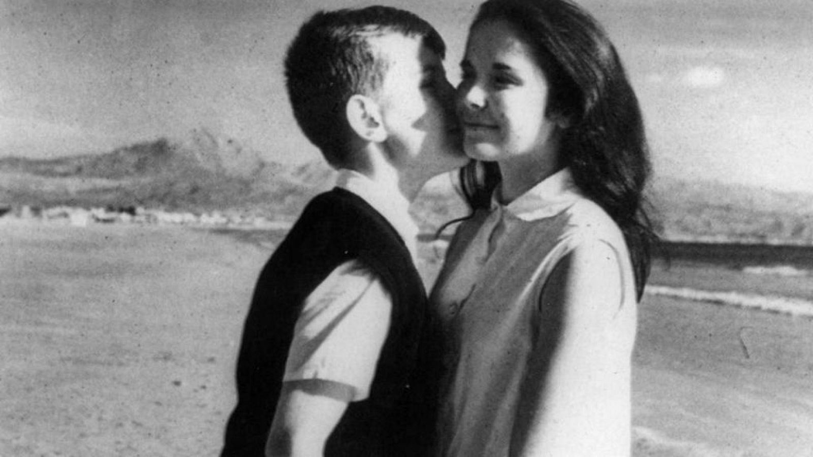 Qué grande es el cine español - Del rosa al amarillo