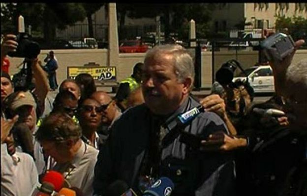  - Finaliza la autopsia a Jackson