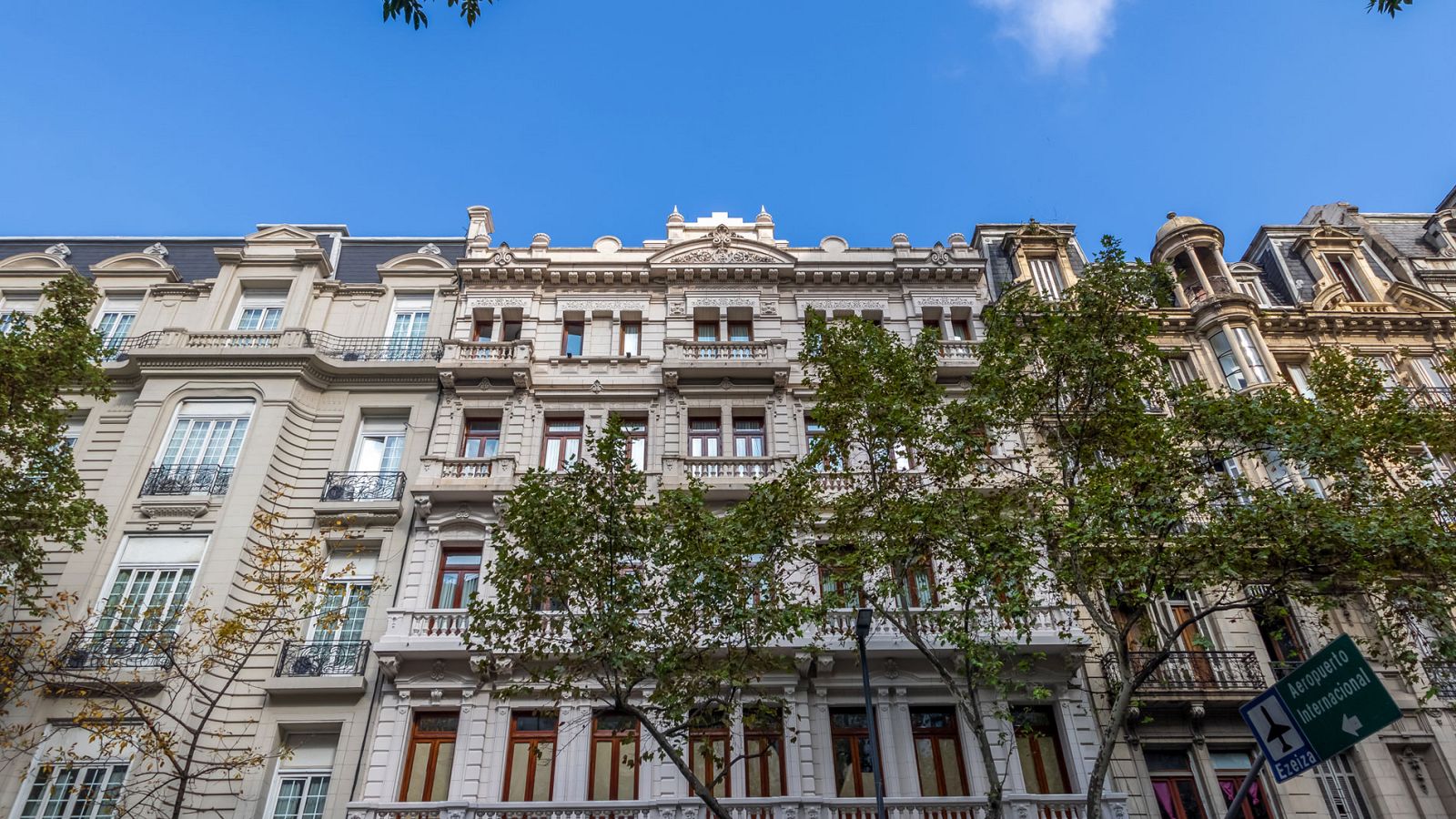 La Avenida de Mayo de Buenos Aires cumple 125 años