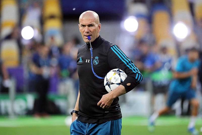 Zidane abandona la concentraci��n en Canadá "por motivos personales" -RTVE.es | Ver