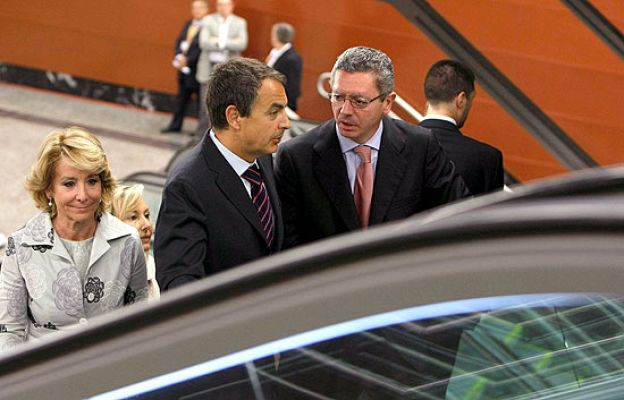 Telediario 1 - Telediario en 4' - 27/06/09