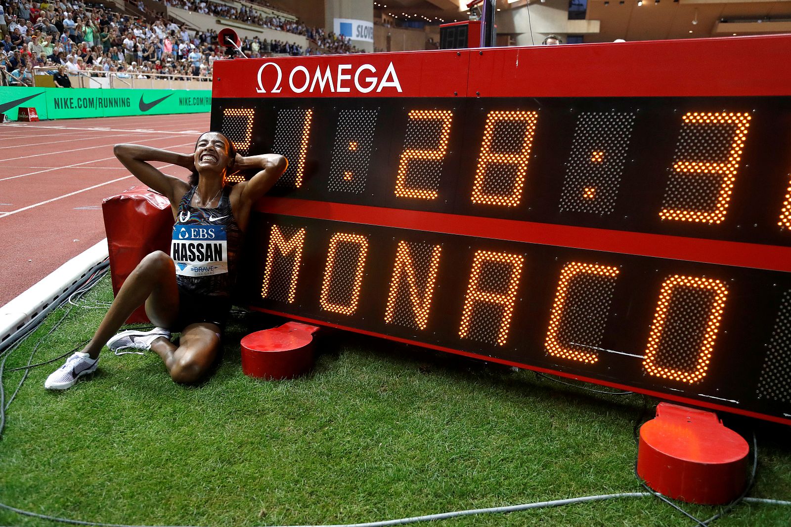 Hassan se consagra como la "reina" del medio fondo con un nuevo récord milla  -RTVE.es | Ver