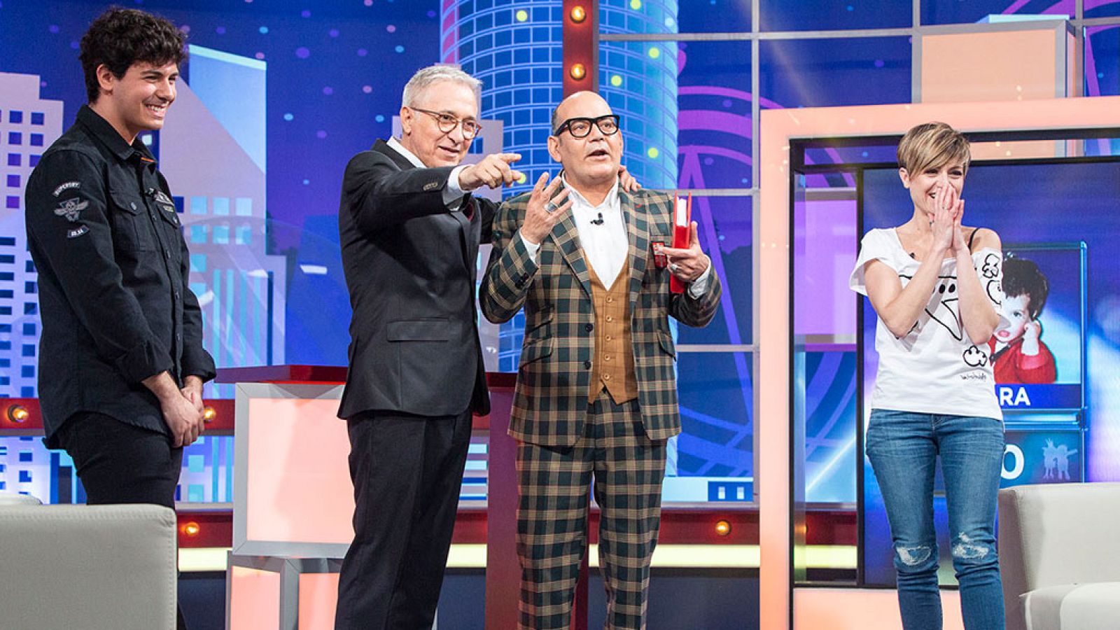 Juego de niños - Alfred García y Sara Escudero - ver ahora