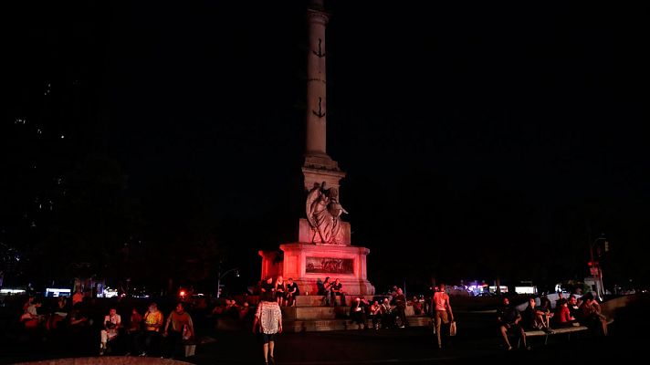 Telediario 1 - Un apagón en Nueva York deja a 72.000 personas sin luz durante cuatro horas