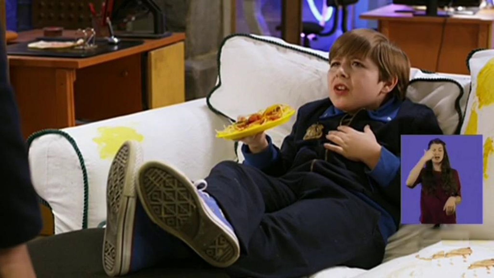 Oscar el sillón - División O | Ver