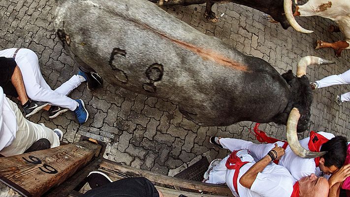 Telediario 1 - Los encierros de los Sanfermines de 2019 dejan nueve heridos por asta de toro