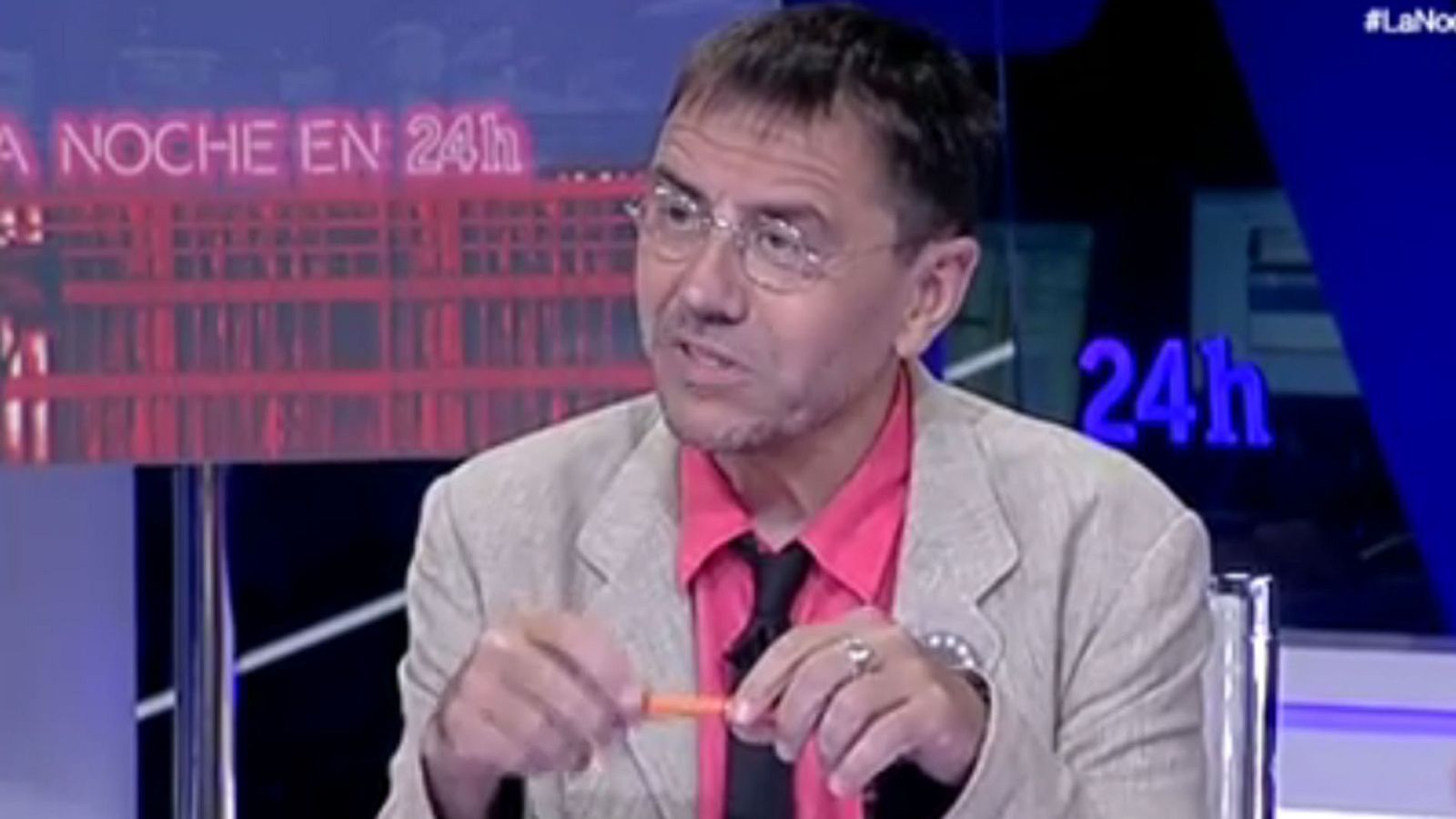 Monedero critica "la soberbia" de Pedro Sánchez y considera que "está improvisando excusas"