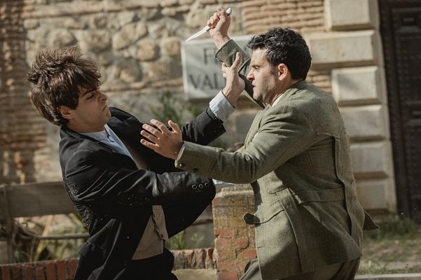 Acacias 38 - Emilio defiende a Camino